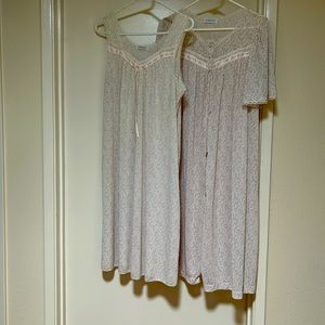Lorraine- Super Cute 2 Piece nightgown &Robe